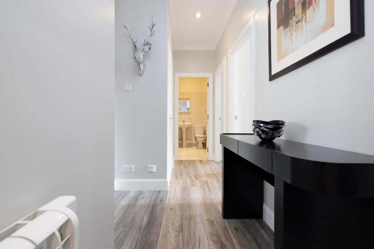 Altido West Nicolson Street Apartments Edinburgh 0*,