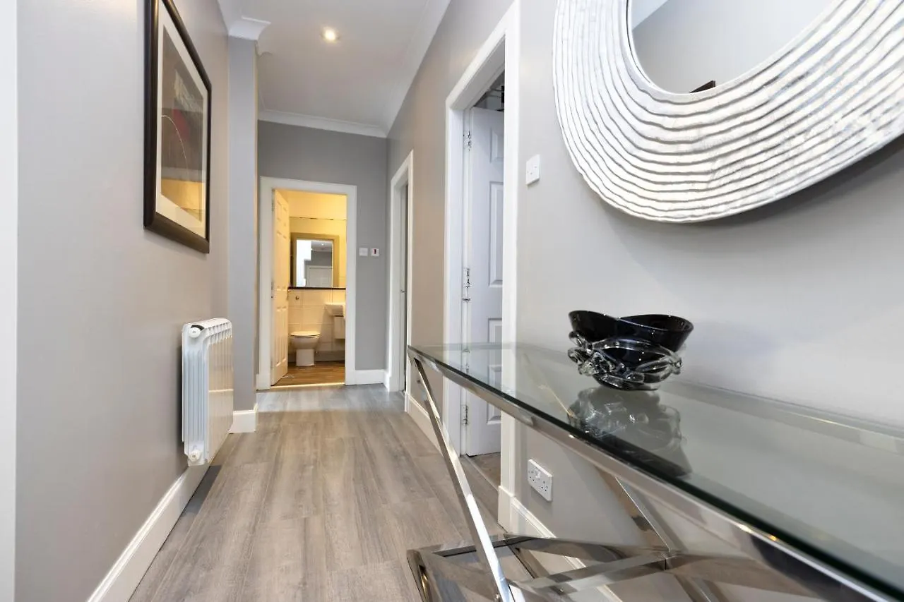 Altido West Nicolson Street Apartments Edinburgh